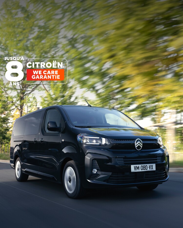 New ë-SpaceTourer on a country road