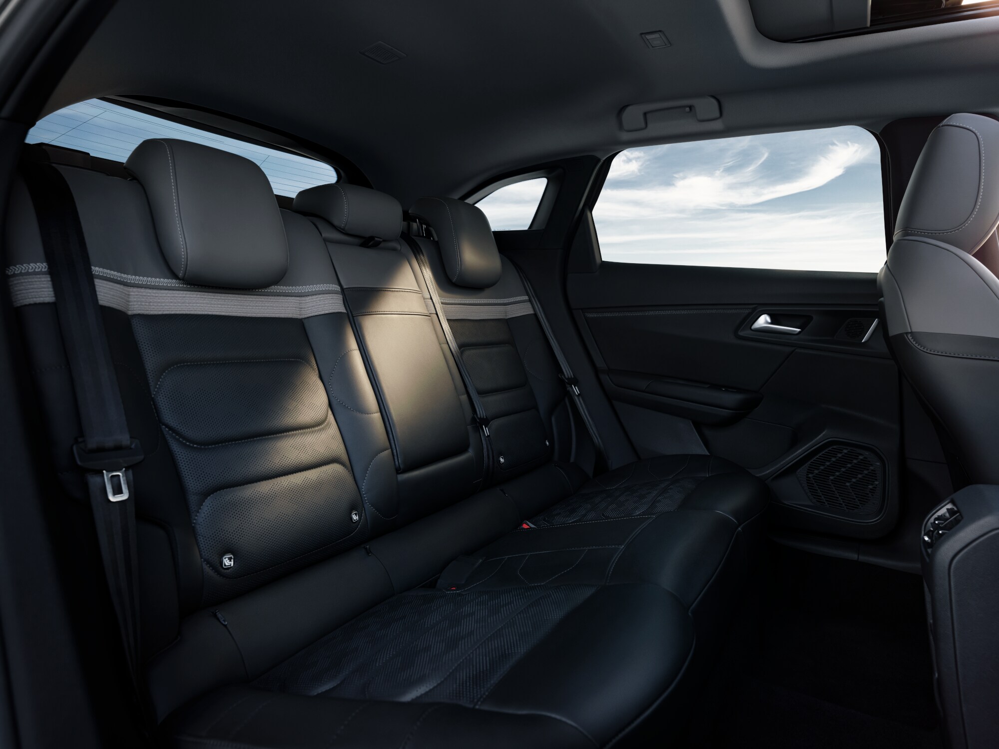 C5 X back seats view